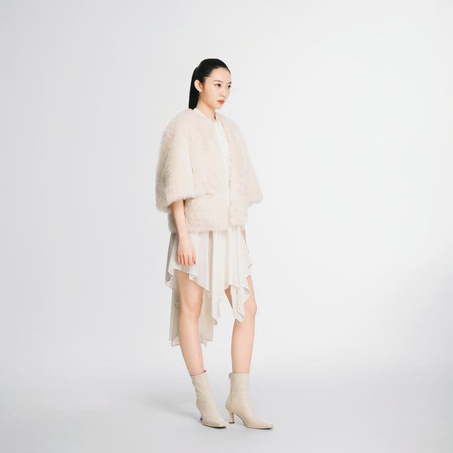 24216WH Reversible fur cape