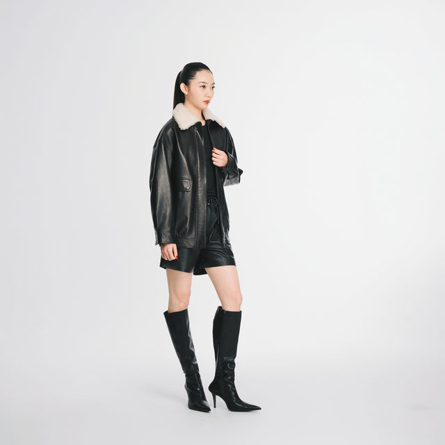 22558BK Drawstring leather shorts