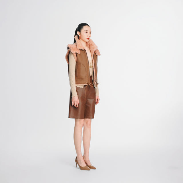 24625 Reversible fur vest