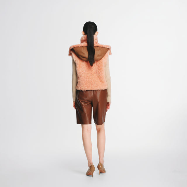 24625 Reversible fur vest