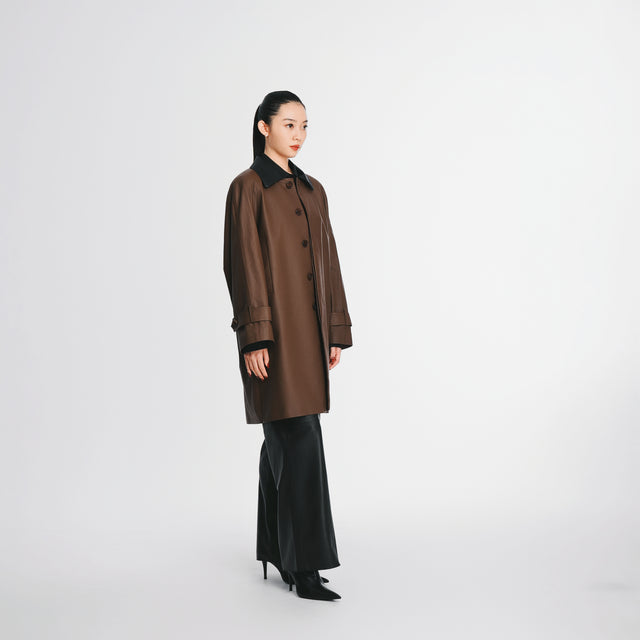 24801BN Colour-block panelled leather trench coat